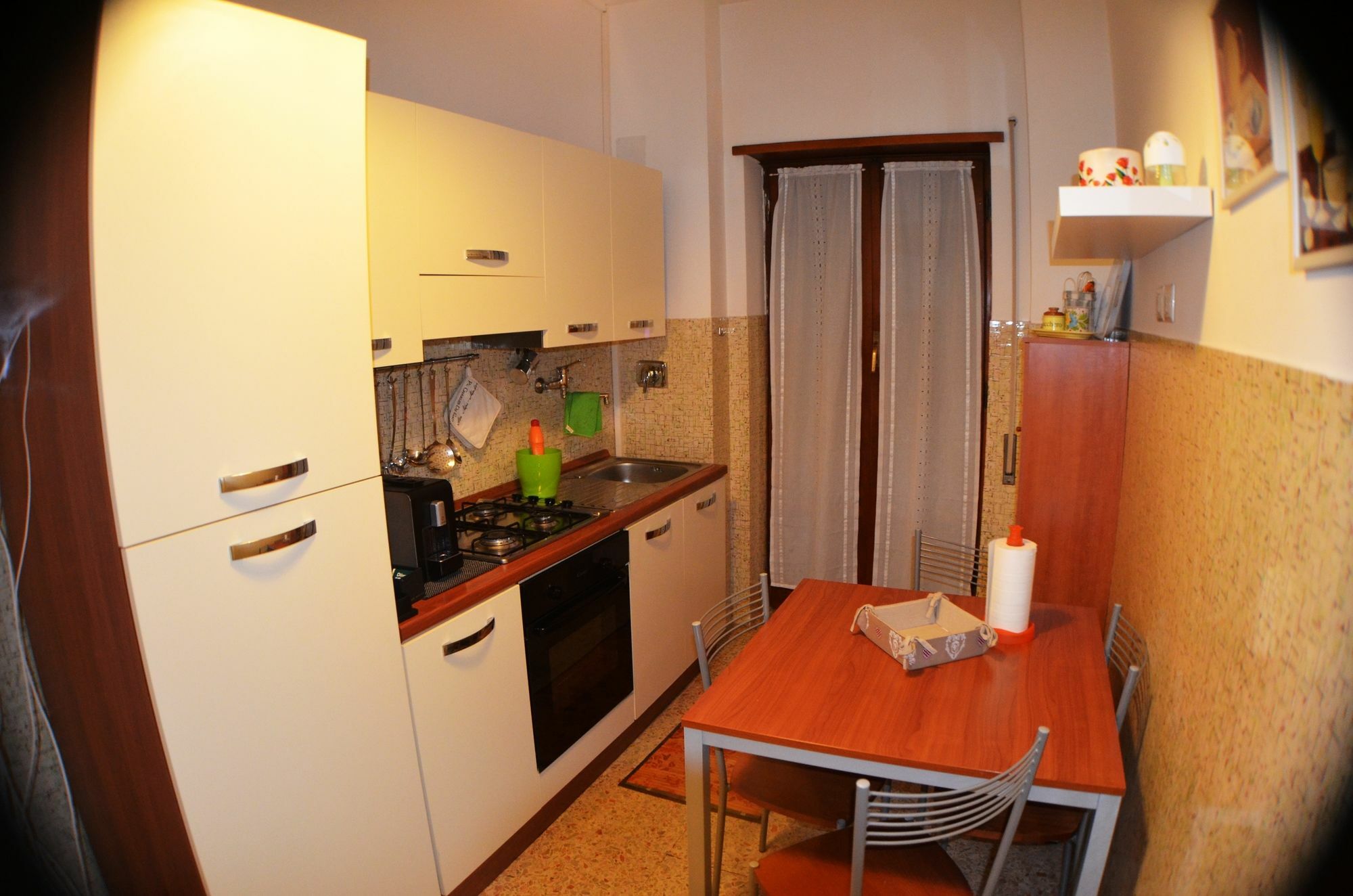 Sergio Tourist Rental Close Tiburtina Station ローマ エクステリア 写真